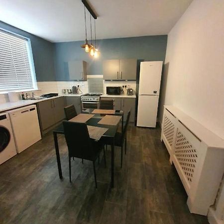 Double Bedroom 96Glc Greater Manchester 미들턴 외부 사진