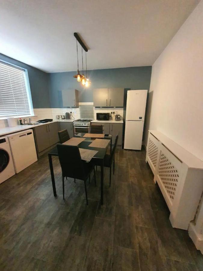 Double Bedroom 96Glc Greater Manchester 미들턴 외부 사진